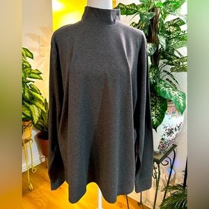 Lands’End gray turtleneck 100% cotton sweatshirt size XL